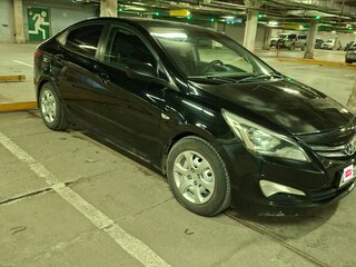 2015 Hyundai Solaris I Рестайлинг, чёрный, 600000 рублей, вид 2