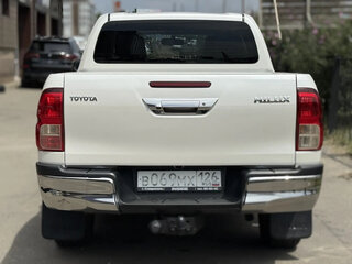 2016 Toyota Hilux VIII, белый, 2900000 рублей, вид 4