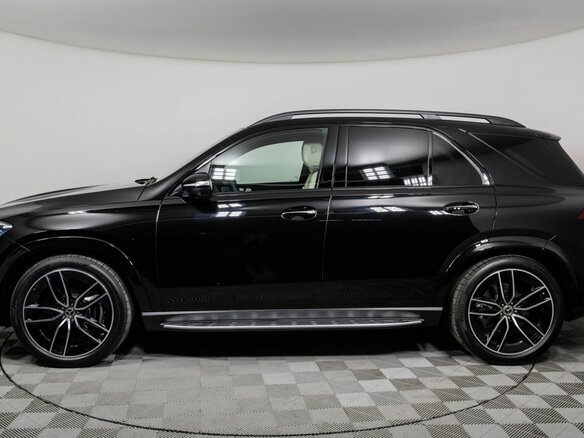 2025 Mercedes-Benz GLE 450 d II (V167) Рестайлинг, чёрный, 17145815 рублей - вид 1