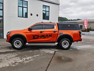 2023 Isuzu D-Max III, оранжевый, 3249003 рублей, вид 3