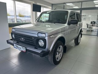 2026 Lada (ВАЗ) Niva Legend I, серебристый, 1205000 рублей, вид 1