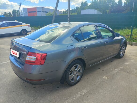 2017 Skoda Octavia III (A7), серый, 1495000 рублей - вид 6