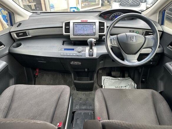 2014 Honda Freed I Рестайлинг 2, синий, 860333 рублей - вид 13