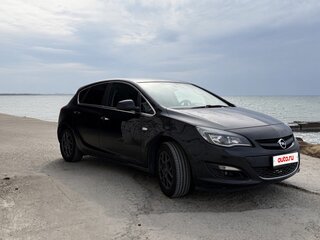 2013 Opel Astra J Рестайлинг, чёрный, 950000 рублей, вид 2