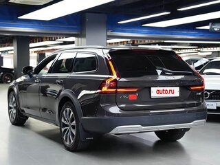 2023 Volvo V90 Cross Country I Рестайлинг, серый, 5649055 рублей, вид 5