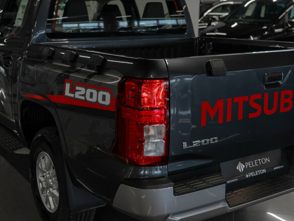 2025 Mitsubishi L200 VI, серый - вид 19