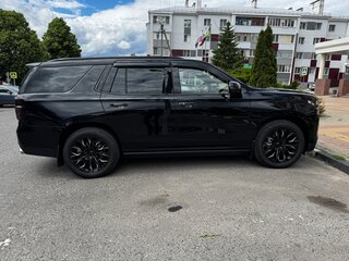 2022 Chevrolet Tahoe V, чёрный, 8050000 рублей, вид 2