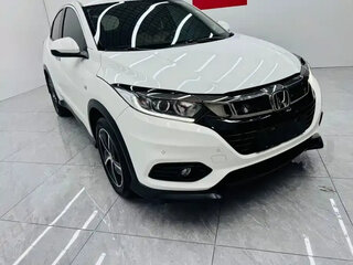 2022 Honda Vezel I Рестайлинг, белый, 1700000 рублей, вид 2