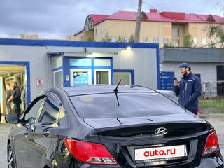 2015 Hyundai Solaris I Рестайлинг, чёрный, 750000 рублей, вид 4