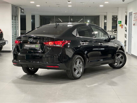 2020 Hyundai Solaris II Рестайлинг, чёрный, 1680000 рублей, вид 4