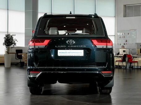 2026 Toyota Land Cruiser 300 Series, чёрный, 17000000 рублей, вид 5