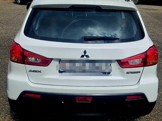 2013 Mitsubishi ASX I Рестайлинг, белый, 850000 рублей, вид 3