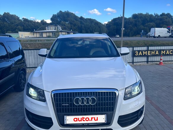 2011 Audi Q5 8tiptronic I (8R), белый - вид 2