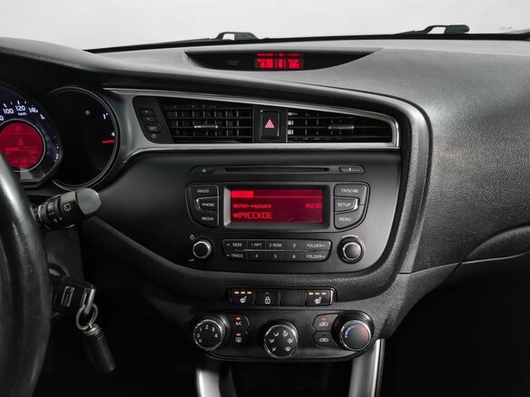 2016 Kia Ceed II Рестайлинг, синий, 1140000 рублей - вид 9