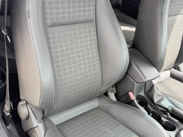 2012 Opel Astra GTC J Рестайлинг, белый, 640000 рублей - вид 7