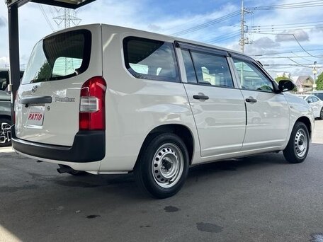 2016 Toyota Probox I Рестайлинг, белый, 750000 рублей, вид 4