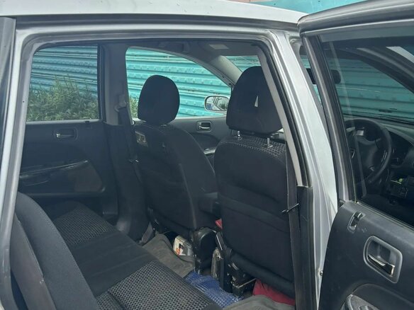 2003 Honda Stream I Рестайлинг, серый, 350000 рублей - вид 7