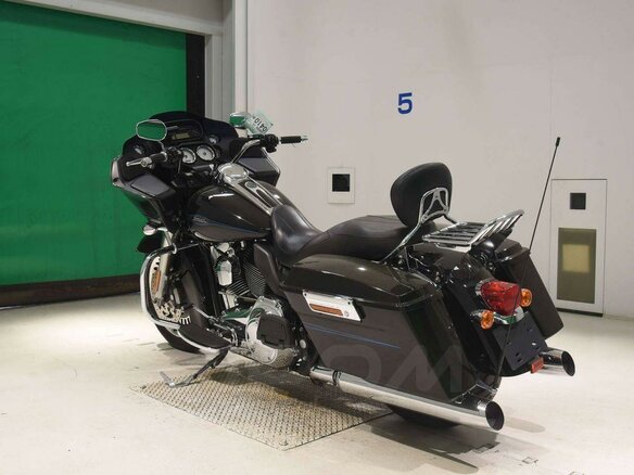 2009 Harley-Davidson Road Glide, серый, 1050000 рублей - вид 5