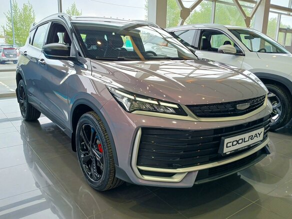 2026 Geely Coolray I Рестайлинг 2, фиолетовый, 2964990 рублей