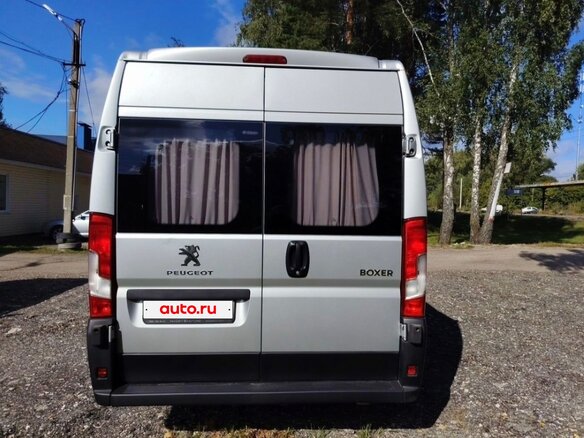 2021 Peugeot Boxer, серебристый, 4300000 рублей - вид 2