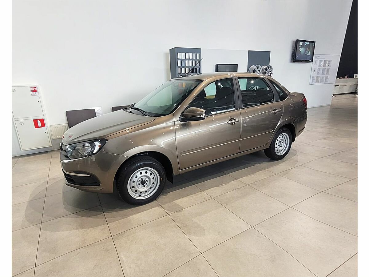 Открыть фотографии: Lada (ВАЗ) Granta I Рестайлинг