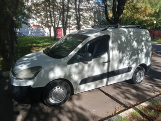 2012 Citroen Berlingo II Рестайлинг, белый, 650000 рублей, вид 4