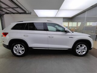 2018 Skoda Kodiaq I, белый, 2910000 рублей, вид 4