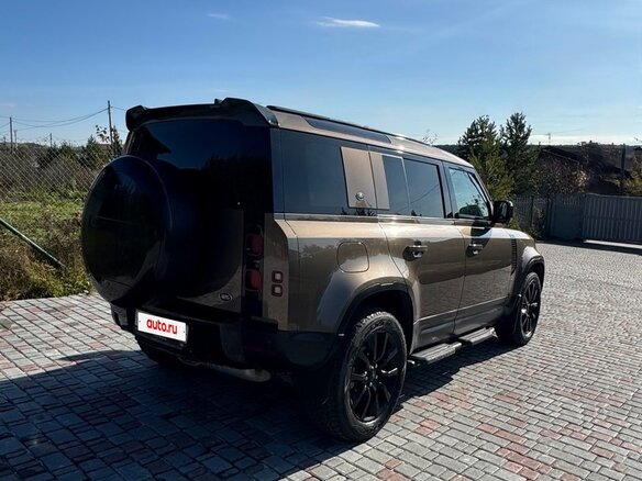 2020 Land Rover Defender 110 II, зелёный, 4750000 рублей - вид 3