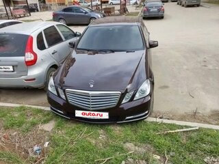 2010 Mercedes-Benz E-Класс 350 IV (W212, S212, C207), коричневый, 1050000 рублей, вид 1