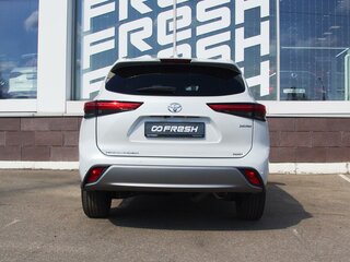 2026 Toyota Highlander IV (XU70), белый, 5660000 рублей, вид 4