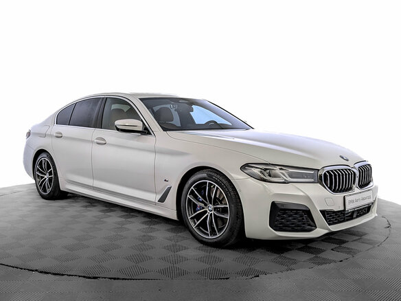 2021 BMW 5 серии 520i VII (G30/G31/G38) Рестайлинг, белый, 4350000 рублей - вид 2