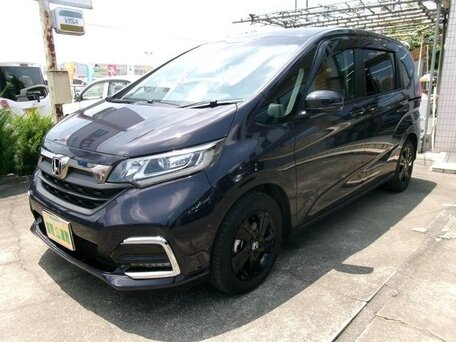 2023 Honda Freed II Рестайлинг, чёрный, 1380000 рублей, вид 3