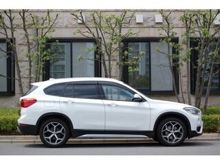 2016 BMW X1 18i sDrive II (F48), белый, 1210005 рублей, вид 4