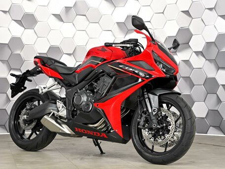2023 Honda CBR 650R, красный, 977000 рублей, вид 1