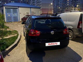 2006 Volkswagen Golf V, чёрный, 460000 рублей, вид 3