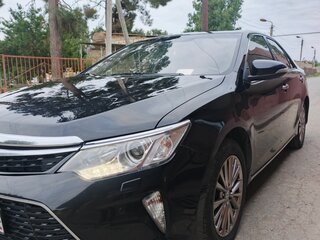2014 Toyota Camry Japan Market VII (XV50), чёрный, 1448000 рублей, вид 1