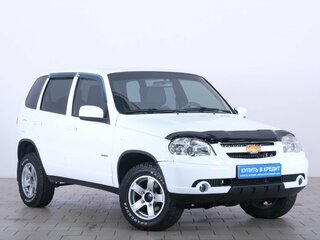 2017 Chevrolet Niva I Рестайлинг, белый, 759000 рублей, вид 1