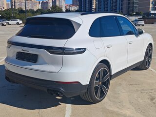 2022 Porsche Cayenne III, белый, 9950000 рублей, вид 4