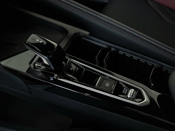 2026 Geely Coolray I Рестайлинг 2, белый, 2964900 рублей - вид 24