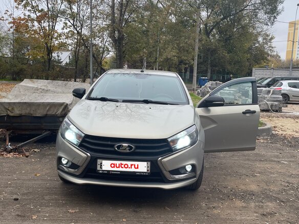 2018 Lada (ВАЗ) Vesta I, серый, 900000 рублей - вид 1