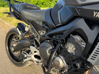 2014 Yamaha MT-09 (FZ-09), серый, 600000 рублей, вид 4
