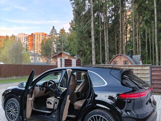 2020 Porsche Cayenne III, чёрный, 5699000 рублей, вид 5