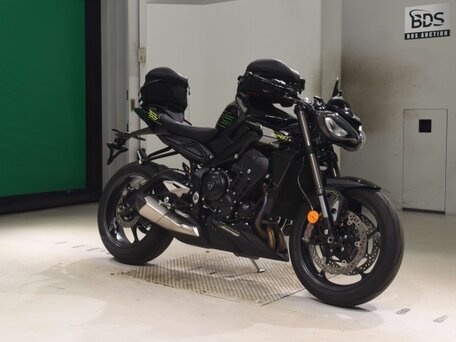 2024 Triumph Street Triple, чёрный, 1190000 рублей, вид 3