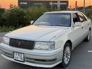 1998 Toyota Crown X (S150), белый, 520000 рублей, вид 2