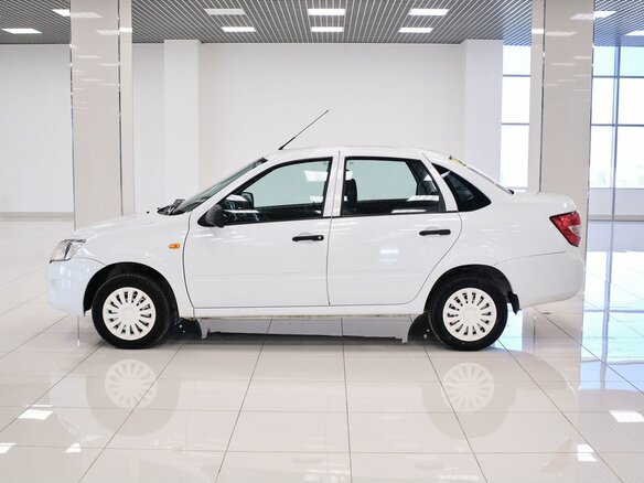 2013 Lada (ВАЗ) Granta I, белый, 375000 рублей - вид 5