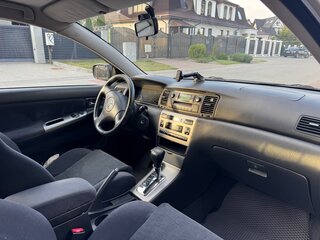 2003 Toyota Corolla IX (E120, E130), серебристый, 700000 рублей, вид 4