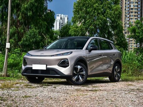 2026 Changan Qiyuan Q05 40.3 kWh II, серебристый, 2490000 рублей, вид 1