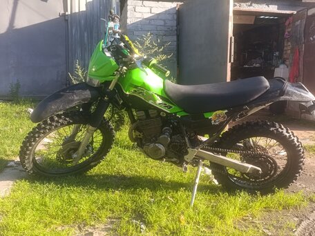 2004 Kawasaki KL 250, зелёный, 135000 рублей, вид 1