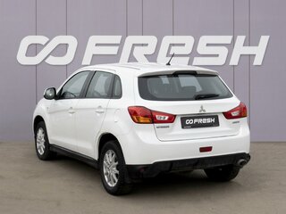 2013 Mitsubishi ASX I Рестайлинг, белый, 999000 рублей, вид 2