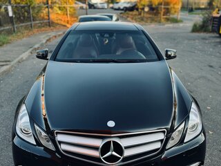 2012 Mercedes-Benz E-Класс 250 7G-Tronic IV (W212, S212, C207), чёрный, 1550000 рублей, вид 3